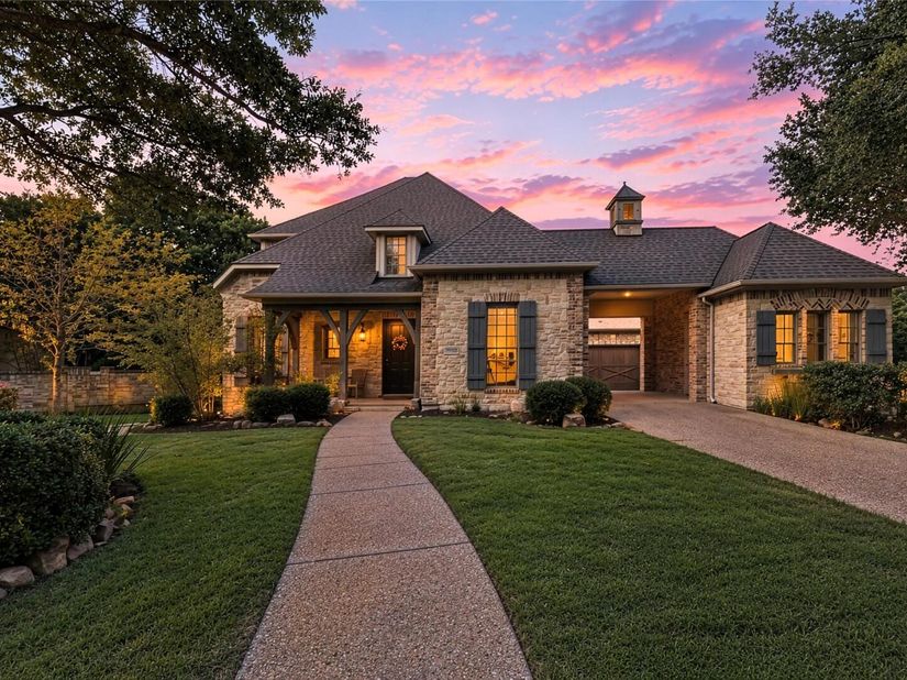 12801 Arbor Lake CV, Austin TX 78732