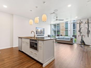 1600 Barton Springs RD