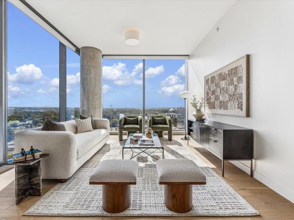 44 East Ave 1407, Austin TX 78701