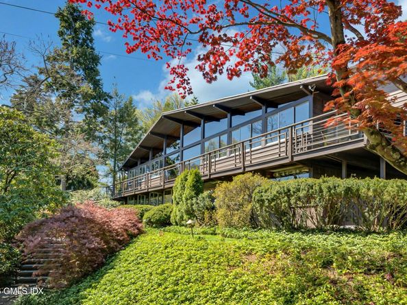 44 Willowmere Avenue, Riverside CT 06878