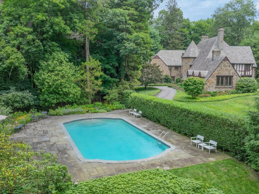11 Alden Road, Greenwich CT 06831