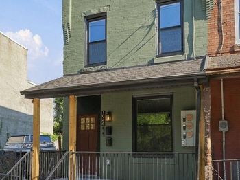 1946 Rowan Street