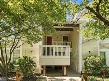 3377 Lakeside View Drive