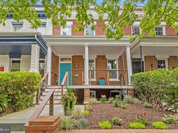 165 Adams Street NW