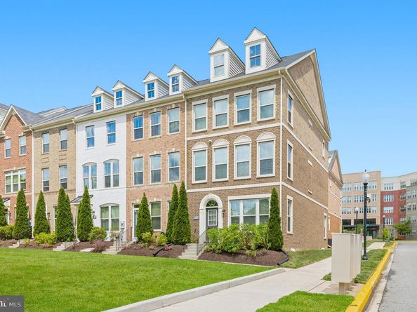 3738 Commodore Joshua Barney Drive NE, Washington DC 20018