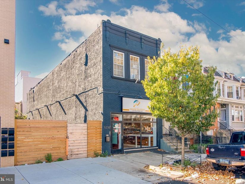 5236 Walnut Street, Philadelphia PA 19139