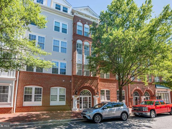 4951 Brenman Park Drive 410, Alexandria VA 22304