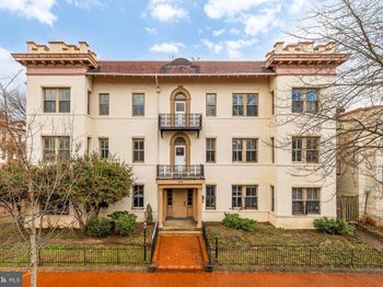 500 9TH Street SE