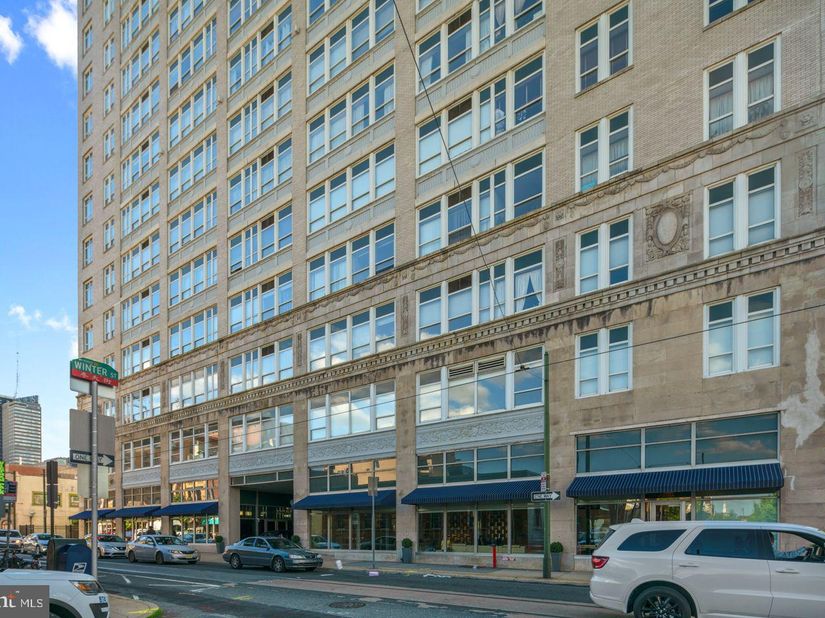 1100 Vine Street 1402, Philadelphia PA 19107