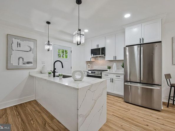 305 34TH Place NE, Washington DC 20019