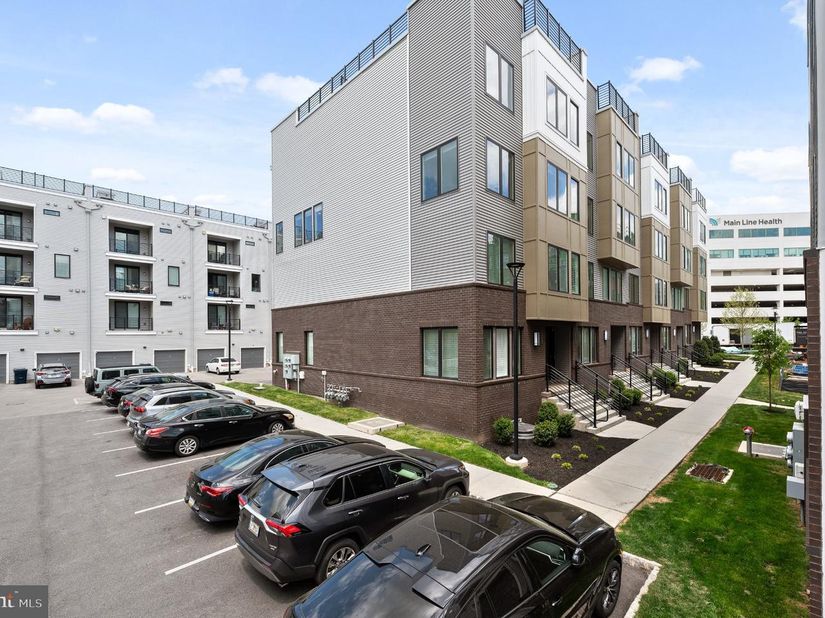 1010 Morton Aly Alley, King Of Prussia PA 19406