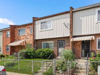 1359 Barnaby Terrace SE