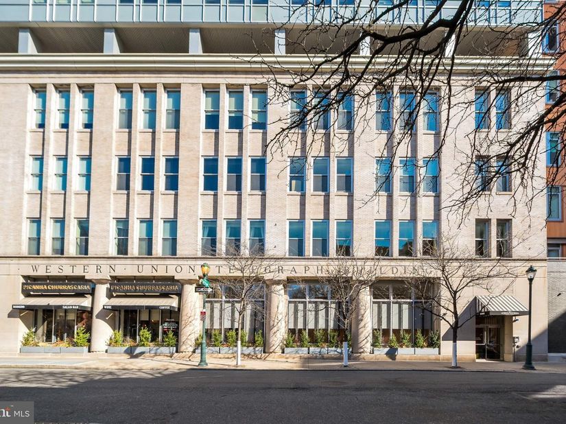 1101 Locust Street 9C, Philadelphia PA 19107