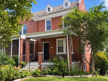 4433 13TH Street NE