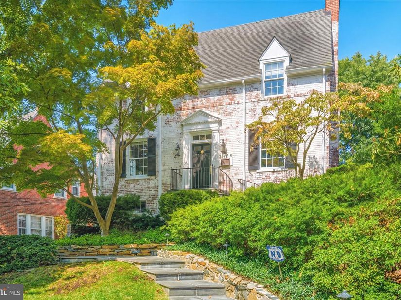 4135 Woodbine Street, Chevy Chase MD 20815