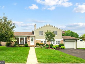 235 N Ridge