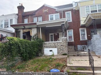 4924 N 8TH Street