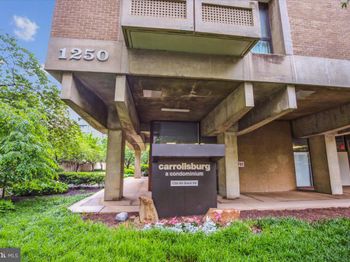 1250 4TH Street SW