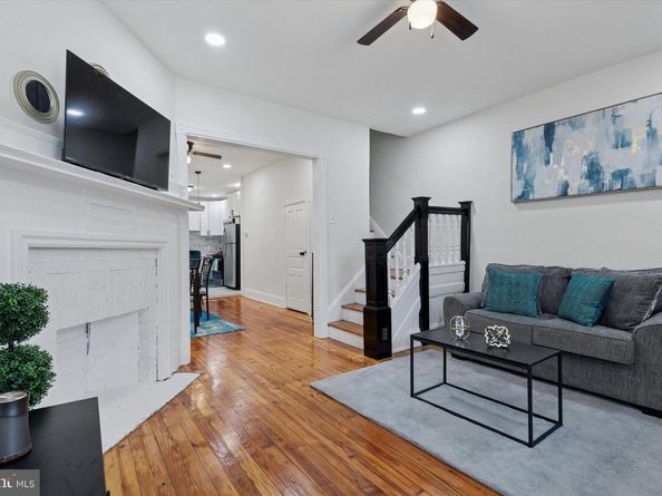 3804 Manayunk Avenue, Philadelphia PA 19128