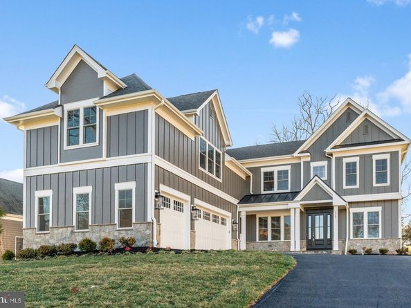 9928 Woodrow Street, Vienna VA 22181