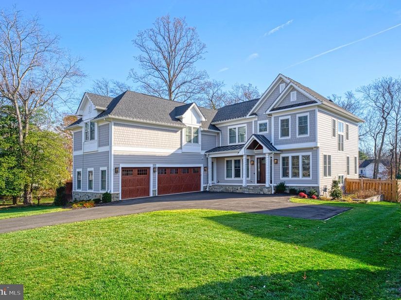 9928 Woodrow Street, Vienna VA 22181