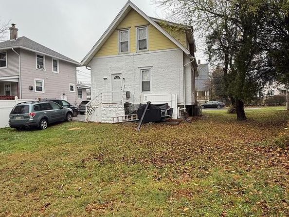 1525 Elmwood Avenue, Folcroft PA 19032
