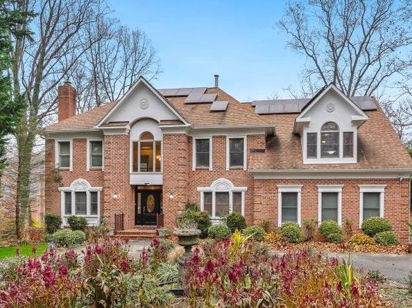 9454 Seven Locks Road, Bethesda MD 20817