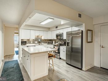 11004 Valley Forge Circle