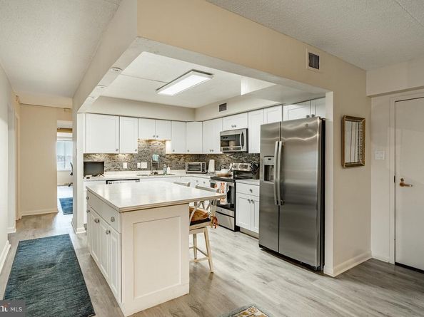 11004 Valley Forge Circle 1004, King Of Prussia PA 19406