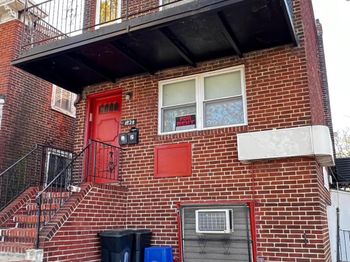 182 W Roosevelt Boulevard