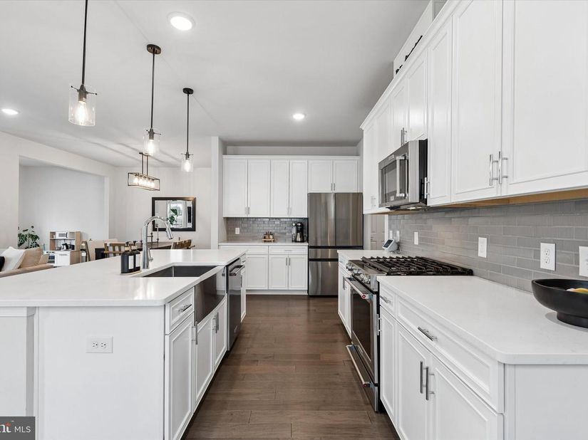 619 America Drive, Horsham PA 19044