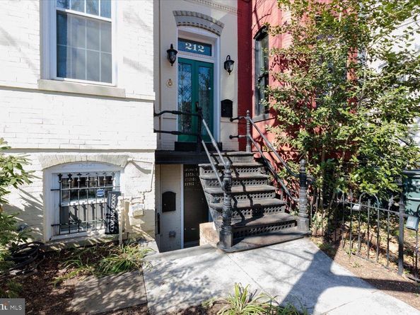 212 5TH Street NE, Washington DC 20002