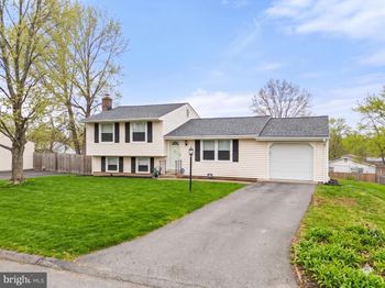 138 N Ithaca Court N