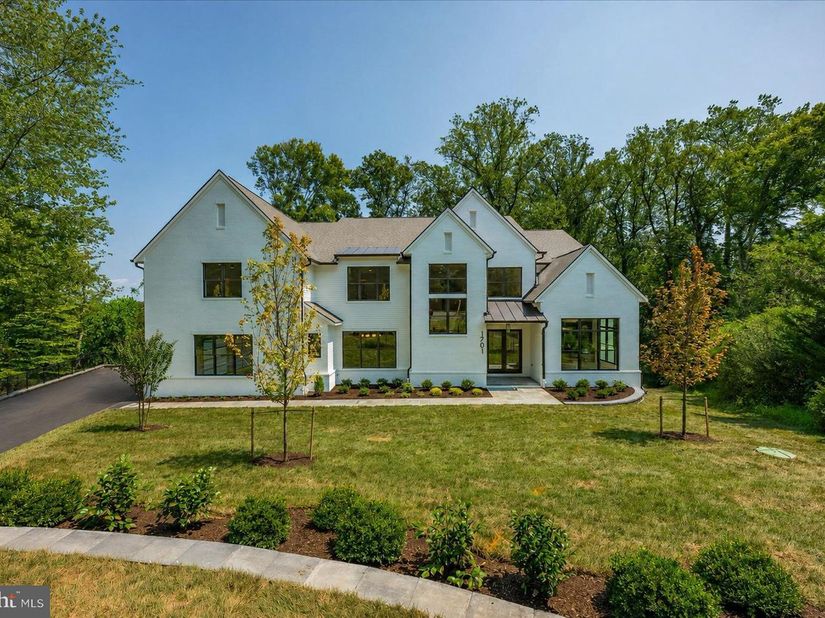 1701 Briar Ridge Road, Mclean VA 22101