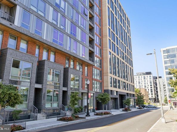 1211 Van Street SE 1003, Washington DC 20003