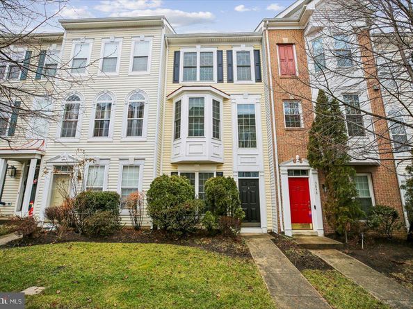 5850 Cowling Court, Alexandria VA 22304