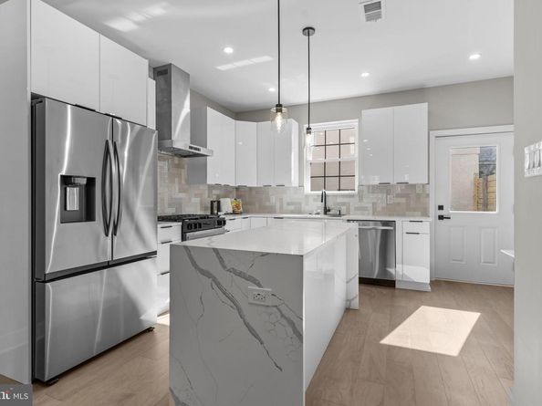 1321 N 2nd Street, Philadelphia PA 19122