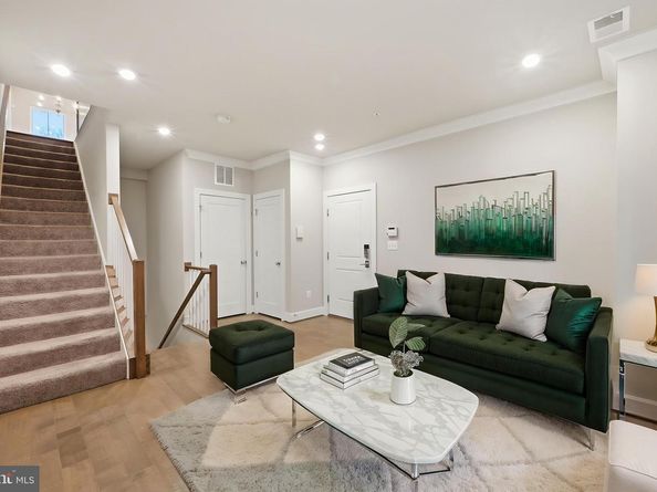 7227 NW Georgia Avenue NW 17B, Washington DC 20012