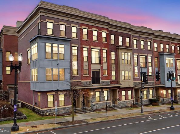 7227 NW Georgia Avenue NW 17B, Washington DC 20012