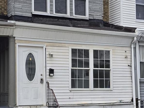 306 Berbro Street, Darby PA 19023