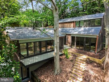 2855 Davenport Street NW