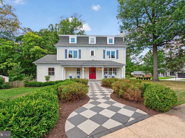 2828 N Van Buren Street, Arlington VA 22213