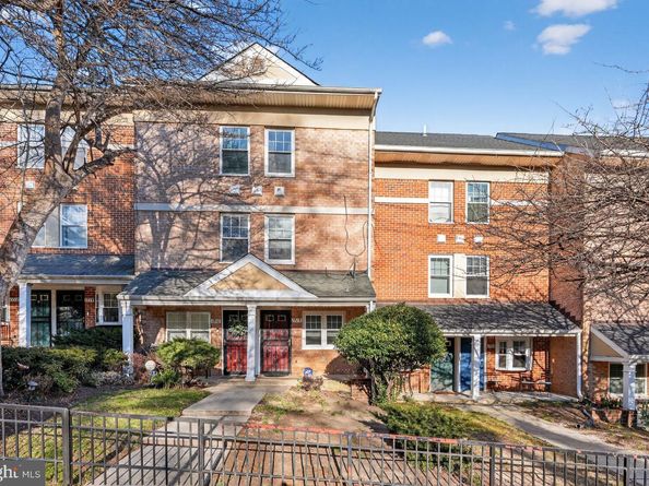 1718 Montana Avenue NE 1718, Washington DC 20018