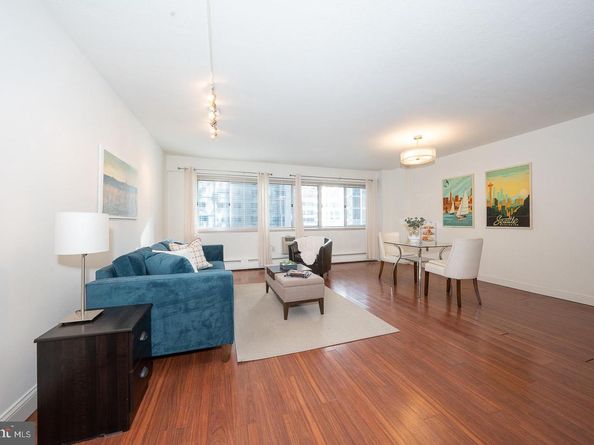 1900 John F Kennedy Boulevard 818, Philadelphia PA 19103