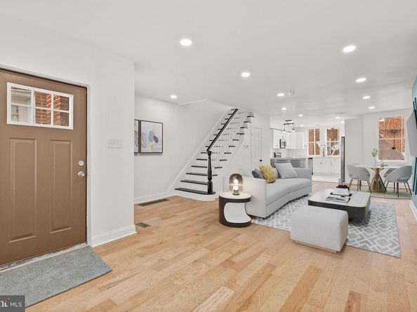 1971 Ashley Street, Philadelphia PA 19138