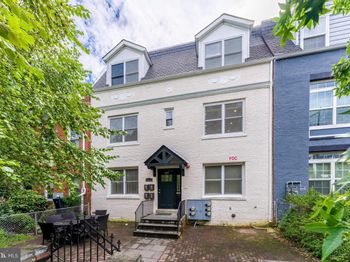 1613 Isherwood Street NE