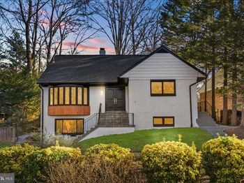 719 E Timber Branch Parkway