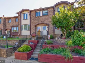 3933 Wrexham Court
