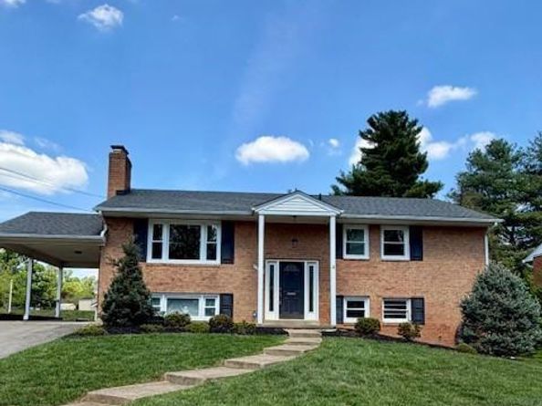 7530 Fairwood Lane, Falls Church VA 22046