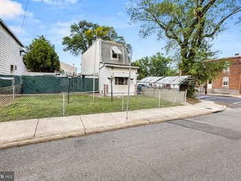 2617 S 76TH Street